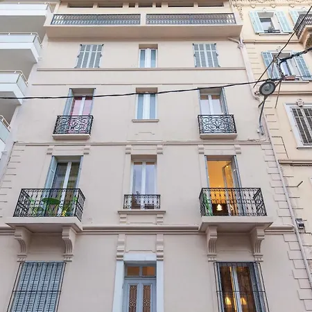 公寓 Charlie Chaplin 2 Pieces 3 Etoiles Calme Plein Centre De Cannes, 5mn Des Plages Et Palais 戛纳