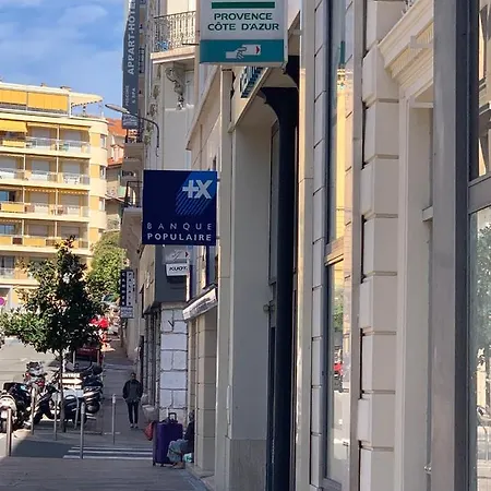 Charlie Chaplin 2 Pieces 3 Etoiles Calme Plein Centre De Cannes, 5mn Des Plages Et Palais * 戛纳