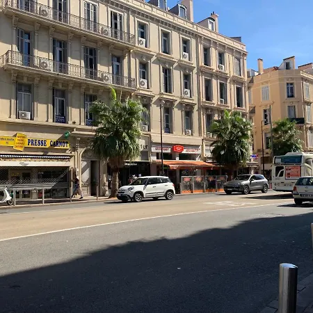 Charlie Chaplin 2 Pieces 3 Etoiles Calme Plein Centre De Cannes, 5mn Des Plages Et Palais Apartment Cannes